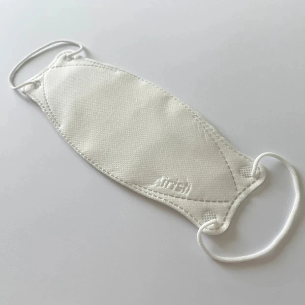 リップが付きにくい韓国製マスク_表側