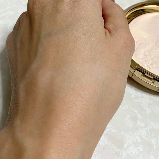 【ミラノコレクション2025】仕上がりも見た目も全てが美しすぎる！ミュシャコラボ_4