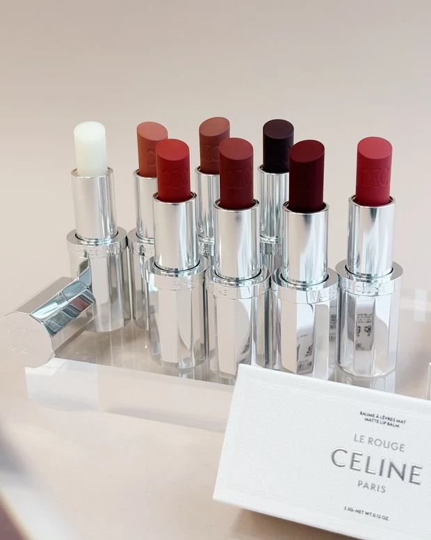 セリーヌ ボーテ マット質感 新作リップバーム