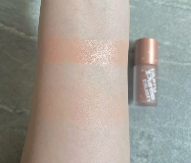 韓国コスメ　ティップトゥ　tiptoe ブラリーピューレチーク　Qoo10　メガポ　チーク