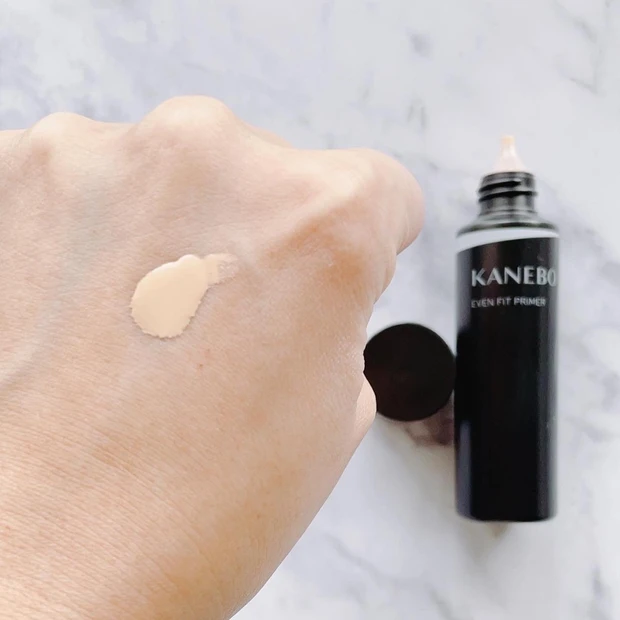 肌に半透明のうるみ膜で生肌仕上げ。感動のパウダーファンデーション！KANEBO メルティフィール ウェア_3_2