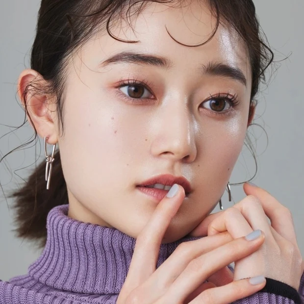 【奥二重メイク】GALLERY