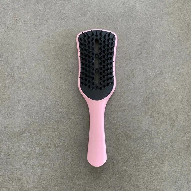 月一サロンケアより効果あり?!美髪を守る毎日のヘアブラシ使い分け術【私の偏愛美容】_5