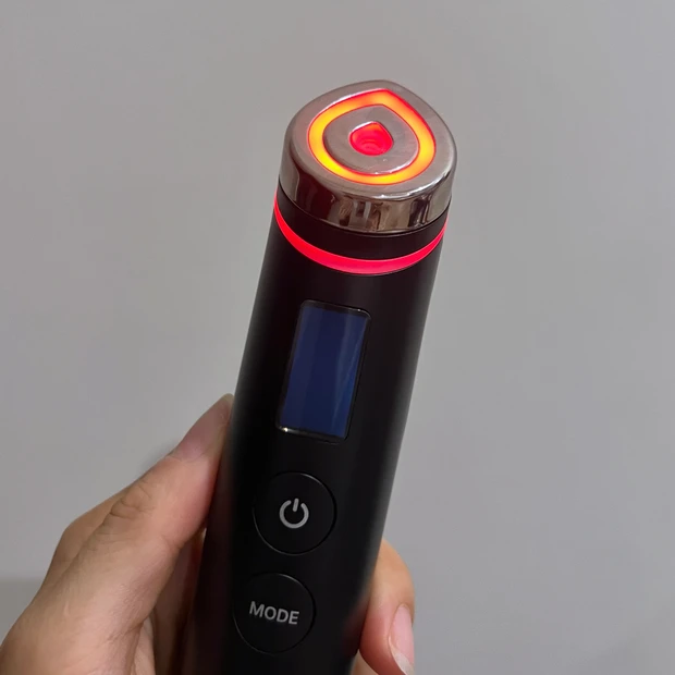 Qoo10メガ割で韓国美顔器！メディキューブ「AGE-R ブースター
