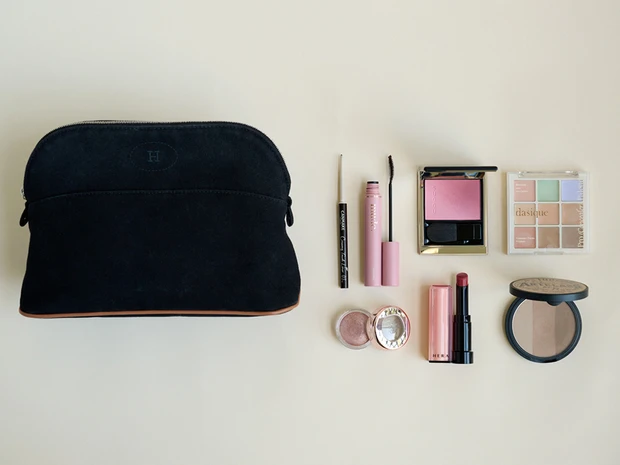 ハーリップトゥ　MARINA　ポーチの中身