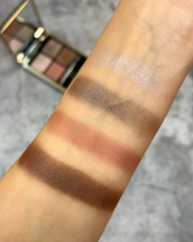 SUQQU シグニチャーカラーアイズ　瑞花