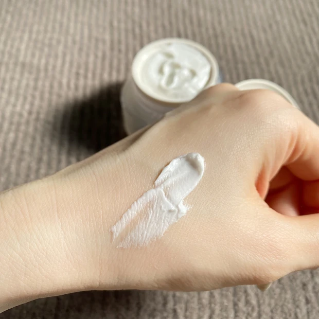 ENRICH CREAM Ⅰ テクスチャー2