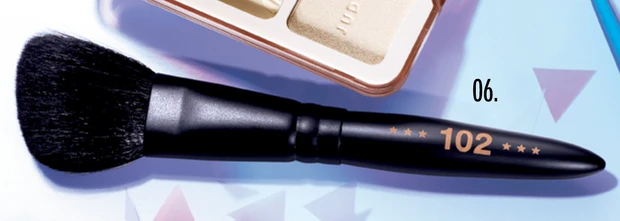 田中みな実のリピートコスメ メイクアップ編 yUKIブラシ プティシリーズ 102 ベースメイクブラシ