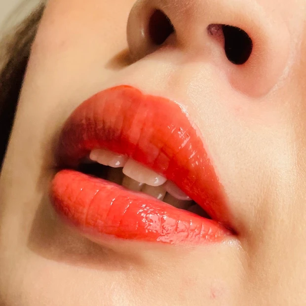 【最速レビュー】今月発売したばかり！Laka(ラカ)の新作、ジェリーイングヌードグロスをスウォッチ！Qoo10購入品の紹介です。_6_2