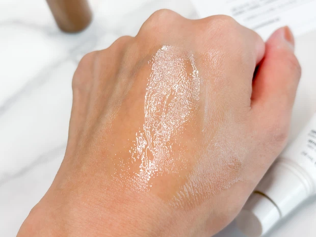 ジメジメした季節のメイク崩れ予防に!【リンメル ロンドン】の新メイクキープアイテム_3