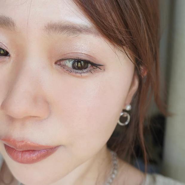 RMK リッド インプレッション リクイド アイシャドウ 06 ムーンリット マグノリアのメイク紹介