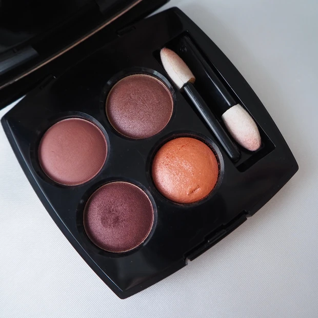 CHANEL(シャネル)レ キャトル オンブル 354  ウォームメモリーズ