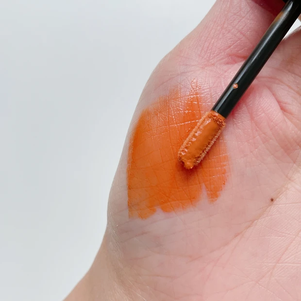 SUQQU コンフォートリップフルイドフォグ 112 スウォッチ