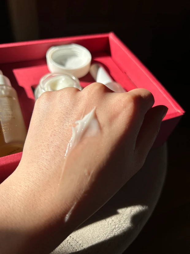 ギフトにもおすすめ！【osaji（オサジ）のクリスマスコフレ】で極上のセルフハンドケアを。_5