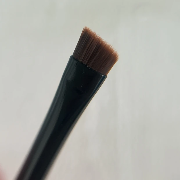 セザンヌ アイブロウ&シェードパウダー 付属ブラシ