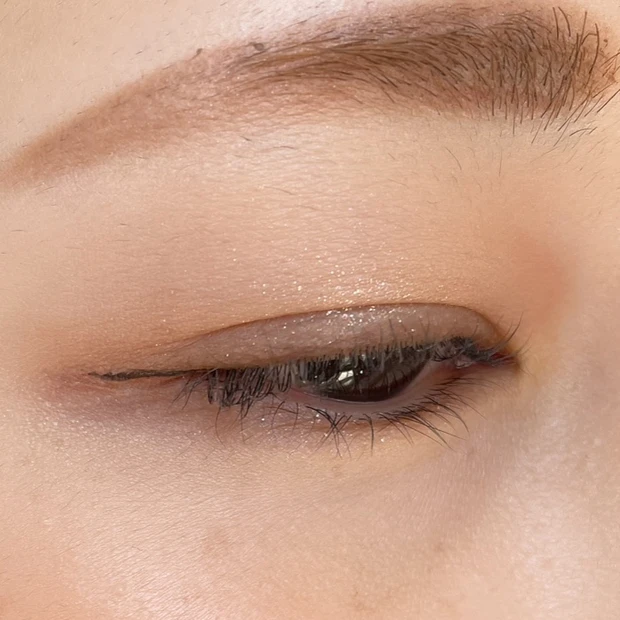 デイジーク アイシャドウパレット ミューテッドナッツ メイク