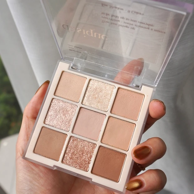 dasique（デイジーク）シャドウパレット 07 ミルクラテ（4,180円）