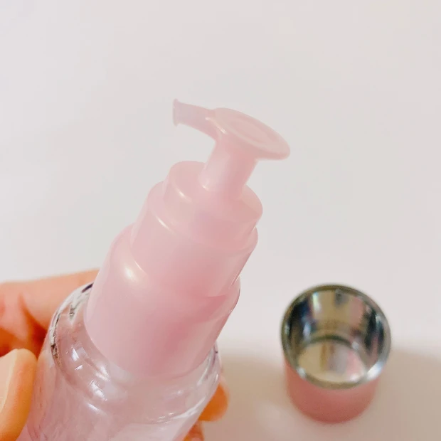 髪へのダメージしっかりケアして、手触りつるん【いち髪】4層の導入美容液オイル_4