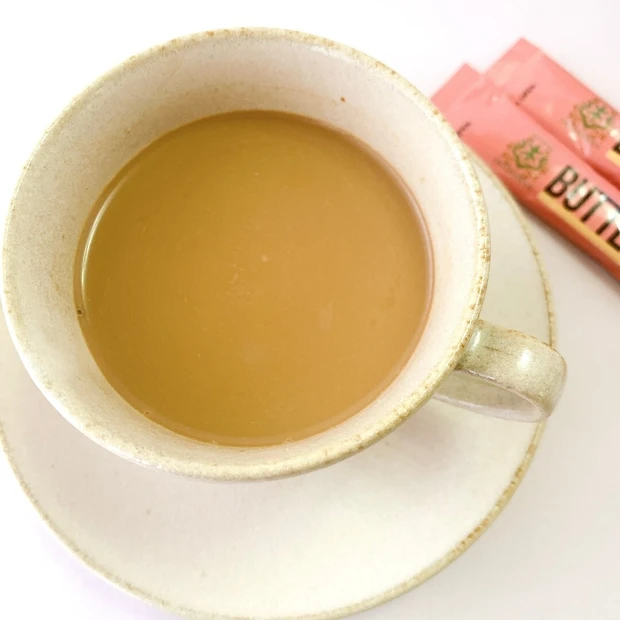 お湯を注ぐだけでOK。味もピカイチのバターコーヒーに出会いました!【マキアエディターズの「オッス!推しコス」】
_3