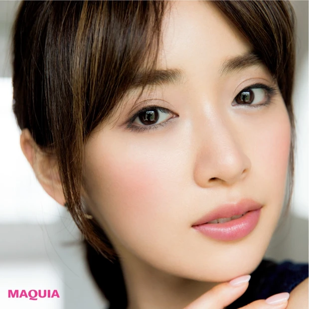 目を伏せたときが勝負どき。Diorの新作ブラウンパレットで印象チェンジ!