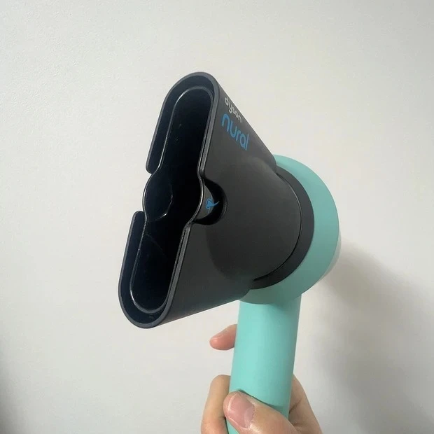 ダイソン Supersonic Nural Shine ヘアドライヤーとは？_3種のアタッチメントの特徴_なめらかツール_2