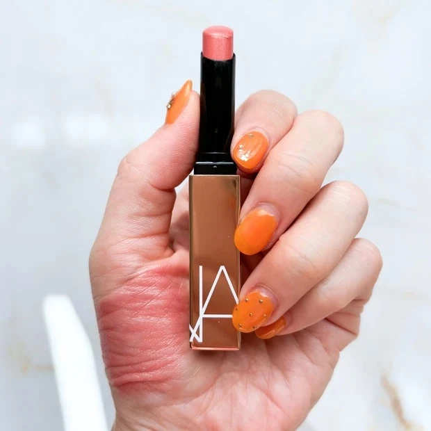 NARS アフターグロー センシュアルシャイン リップスティック 777 スウォッチ