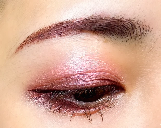 【デパコス級バスりコスメ】メーカー欠品で買えないよぉ(泣)REVLON(レブロン)渾身の神つやグリッターがやばい💖【ブルべ歓喜の青みピンク】_10_2