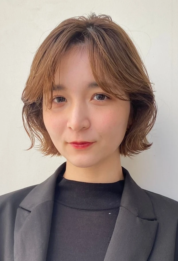 髪型　ヘアカタログ　レイヤーボブ　ボブヘア　正面