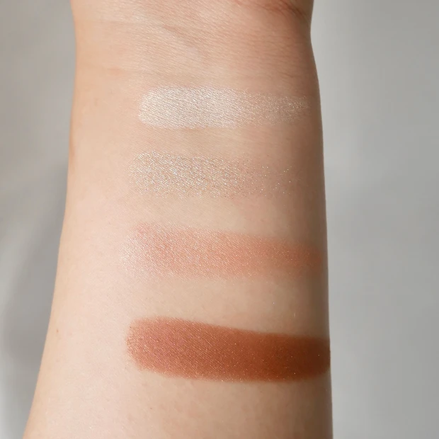 Ririmew(リリミュウ)クリスマスコレクション インザミラーアイパレット ピンクキャロル スウォッチ