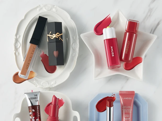 森 香澄さん、石井美保さんほか、美賢者が頼りにする落ちないリップ。鉄板の2本を発表！