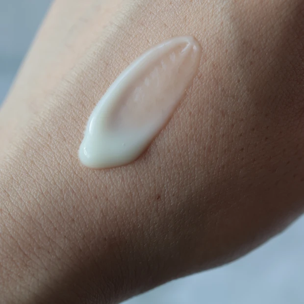 まだ間に合う。駆け込みコフレはドクターケイ。目玉は最愛ケイカクテルVエッセンス。
_2_2