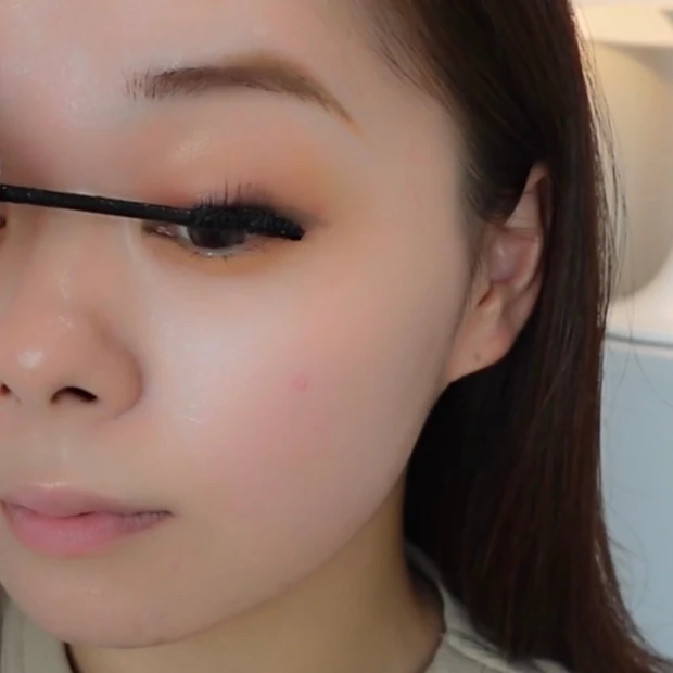 【橋本環奈ちゃんの表紙メイク】真似してみたよ！アイメイク・涙袋・リップヘアセットまで特徴を解説します！【メイク工程動画も♡】_9_1