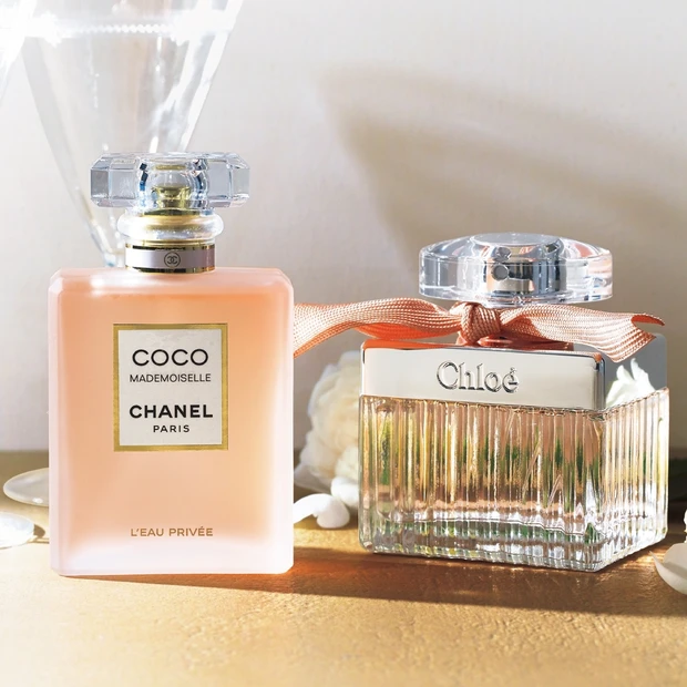 今月はローズの香りで開運! 淑女的な印象の香りが吉◎