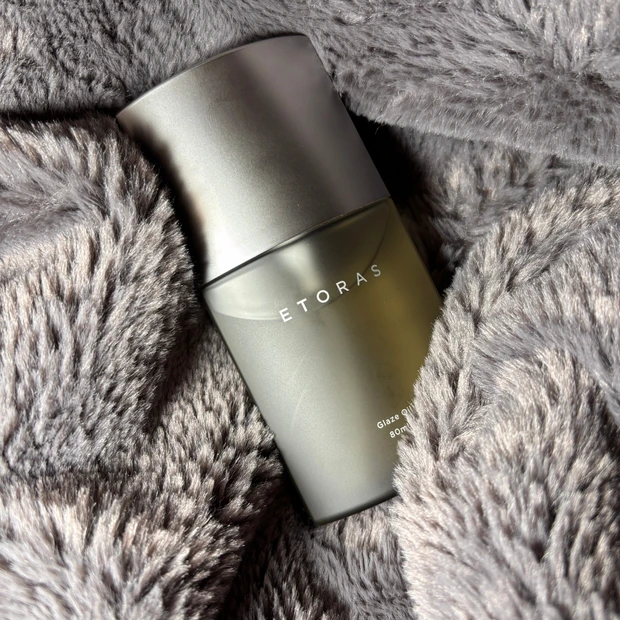 程よいウェット感とユニセックス向けの香り♡『ETORAS グレイズオイル』

