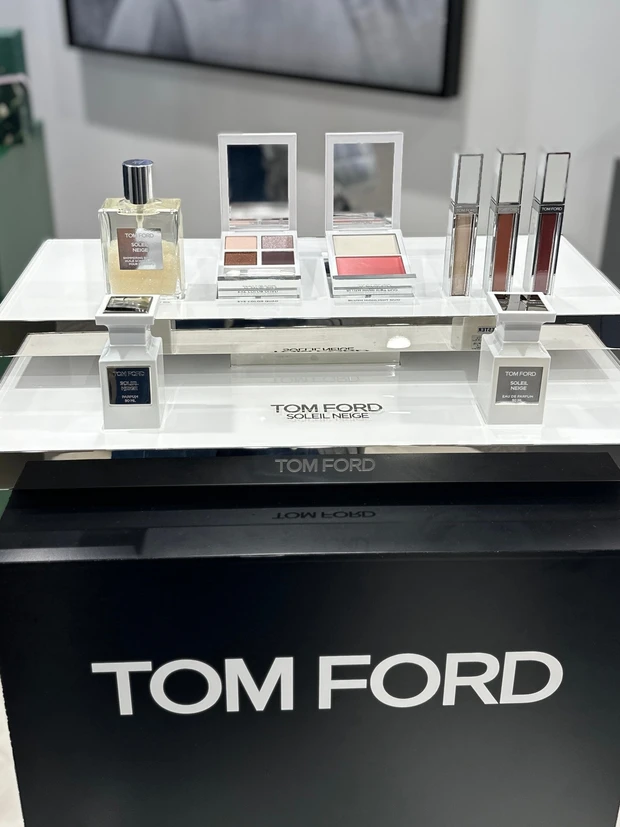 トムフォードビューティー TOMFORDBEAUTY ホリデー