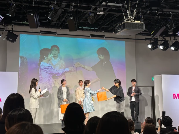 マキアサロン ファッションスナップコンテスト