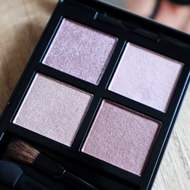 アディクション　ザ アイシャドウ パレット ＋