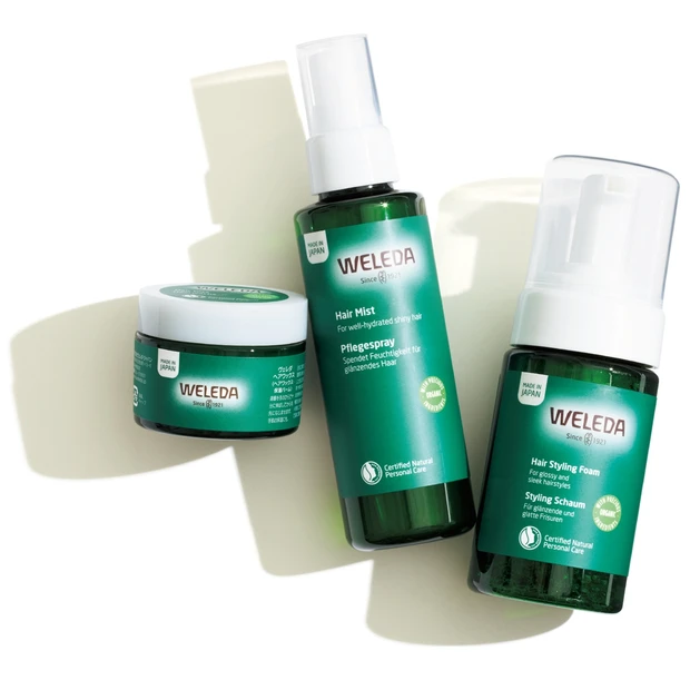 (右から)ヘアフォーム 100ml ¥2640、ヘアミスト 115ml ¥2640、ヘアワックス 30g ¥2420/ヴェレダ・ジャパン