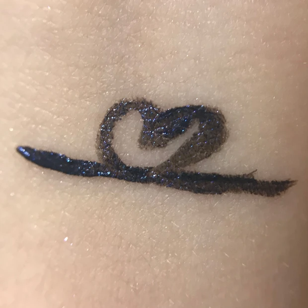 スック カラーインクリクイドアイライナー 04ネイビーブルー