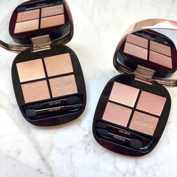 コスメデコルテの人気アイシャドウ「スキンシャドウ デザイニング パレット」09 cashmere featherと10 ruddy quartz