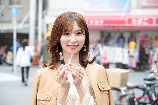大石未奈子さんの愛用リップ マキアリップスナップ大阪 リップスナップ
