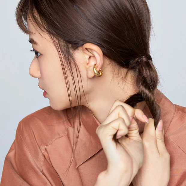 【山本舞香】こなれ感抜群の大人ヘルシーなロープ編み4