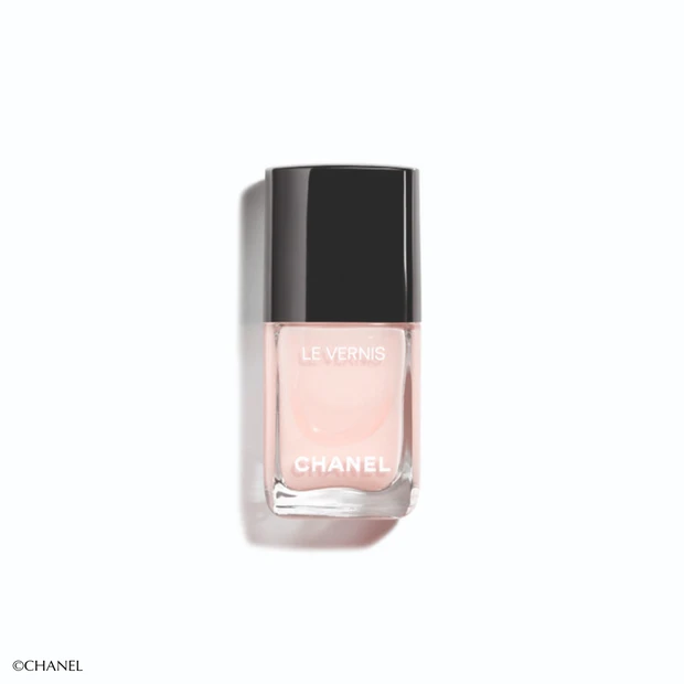 シャネル ネイル ヴェルニ 人気色 111 バレリーナ