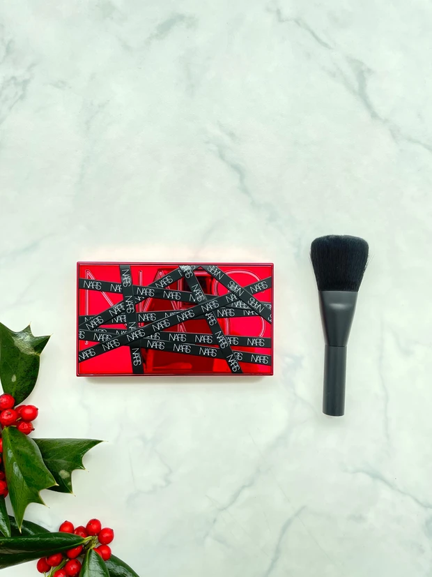 チークの発色の良さピカイチ♡
NARS／ナーズ♡ホリデー限定デザイン『フルアクセス チークセット』ブラシ付き♪
_1_2