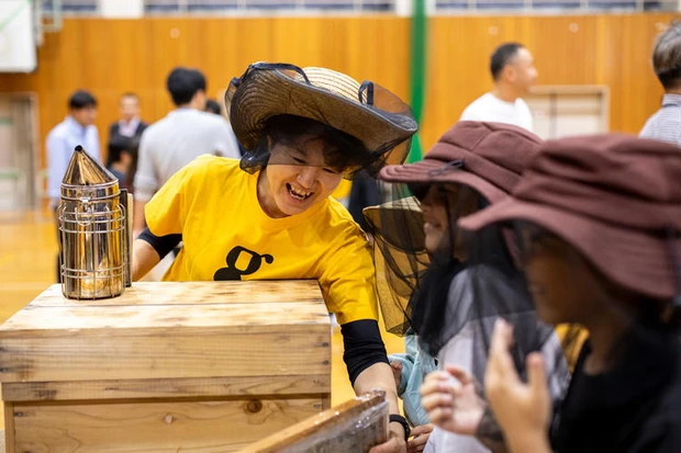 ゲラン　サステナビリティ　アベイユ ロイヤル　養蜂　SDGs　BEE SCHOOL　ミツバチ-5