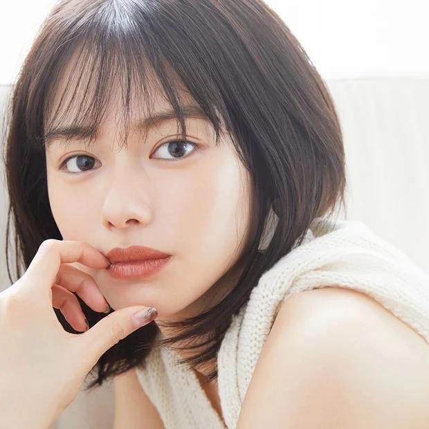 自然体なのにほんのり血色感を出したい！ 河北メイクで山本舞香さんがメイク感のあるナチュラルメイクを実践