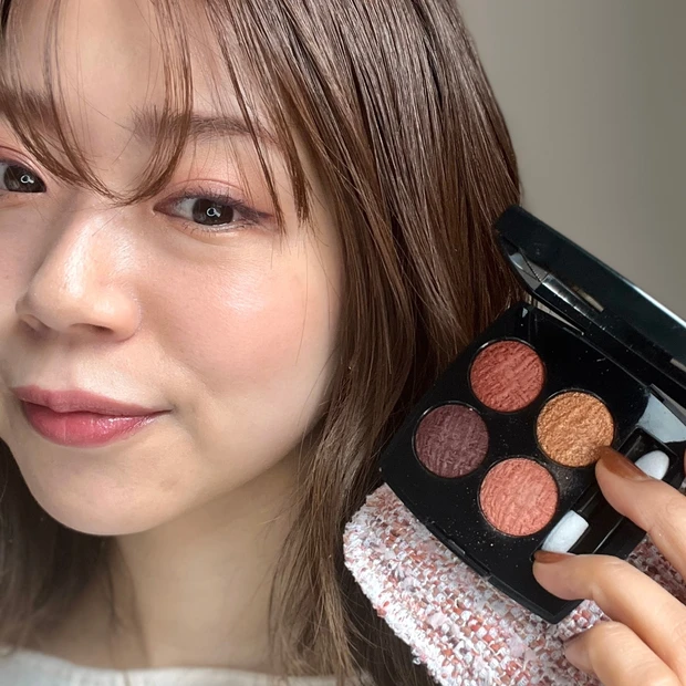 CHANEL シャネル アイシャドウ レキャトルオンブルツイード デパコス 4色パレット 春コスメ2022　限定コスメ　メイク