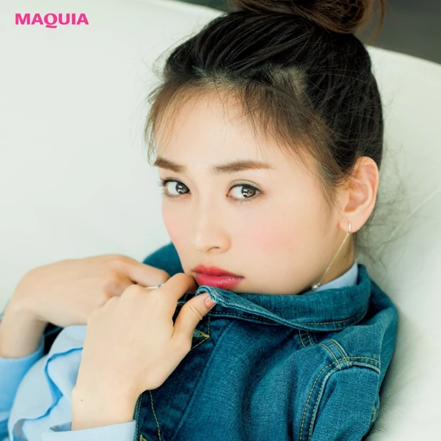 つけるとモテる！赤リップをよりカジュアルに＆落ちにくくするTips