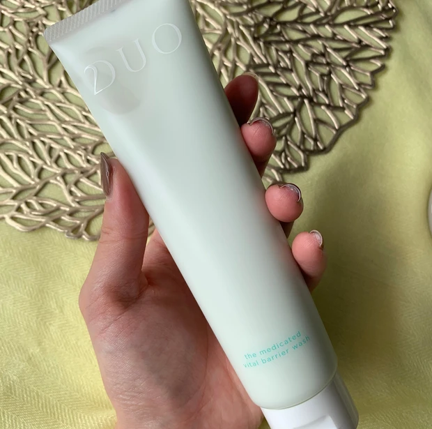 DUO ザ 薬用バイタルバリアウォッシュ