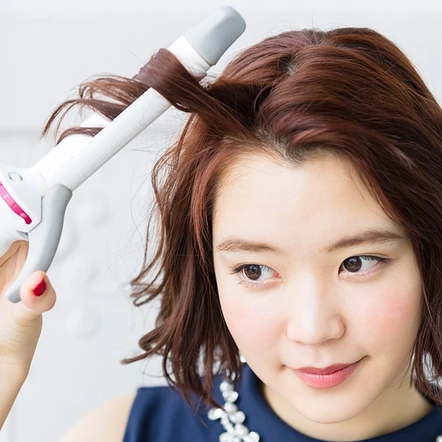 ボブ ヘアアレンジ くるりんぱで簡単にできる、結婚式や二次会におすすめの華やかアレンジ_3